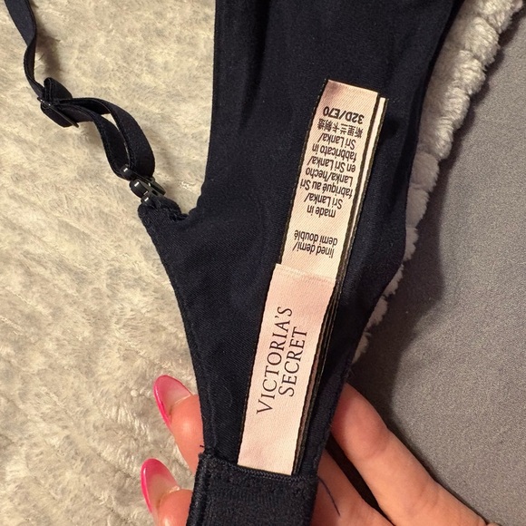 Victoria's Secret Demi BBV - Picture 3 of 3